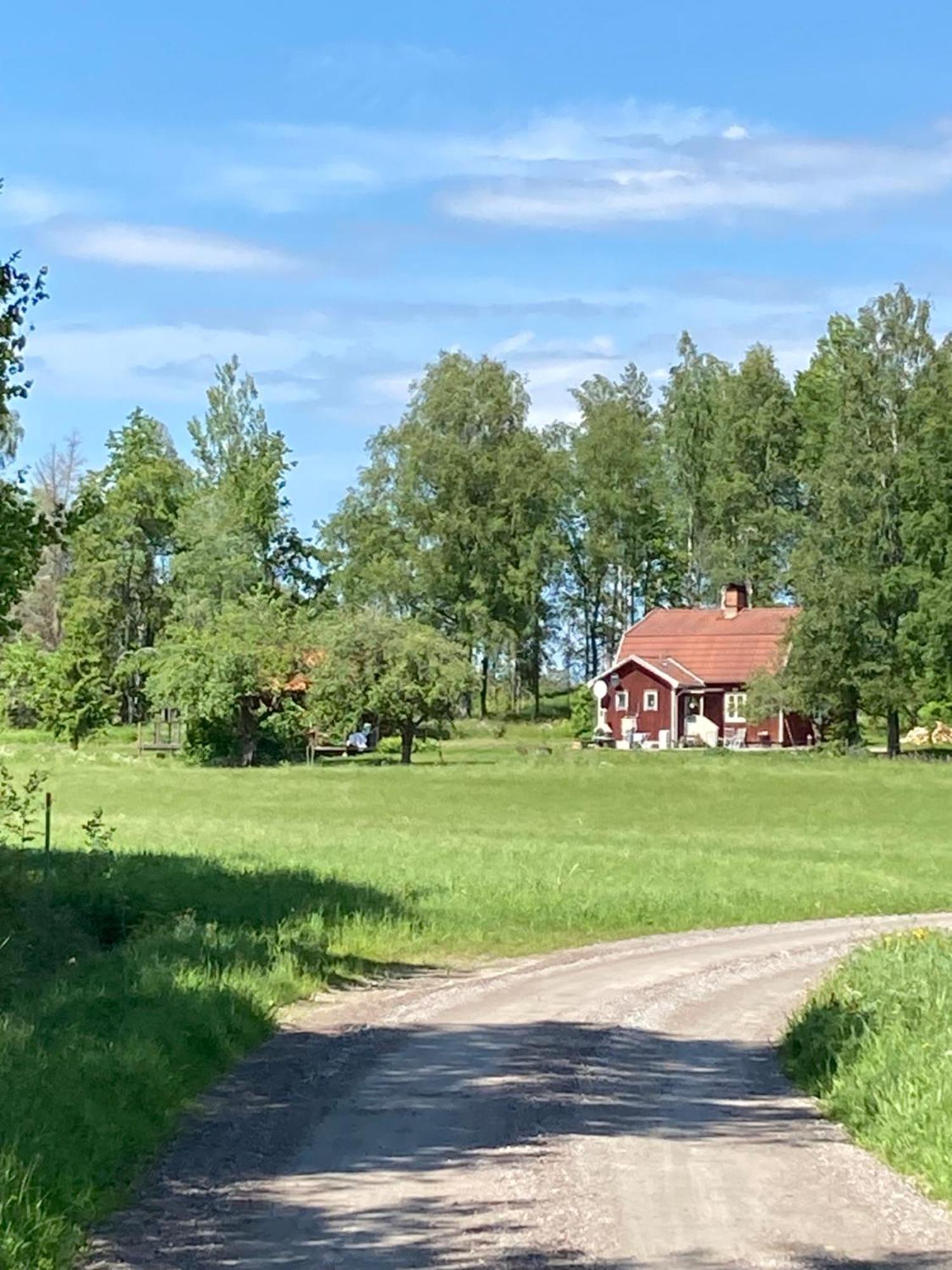 Pensionat Prinshoejden - Home Katrineholm Exterior photo