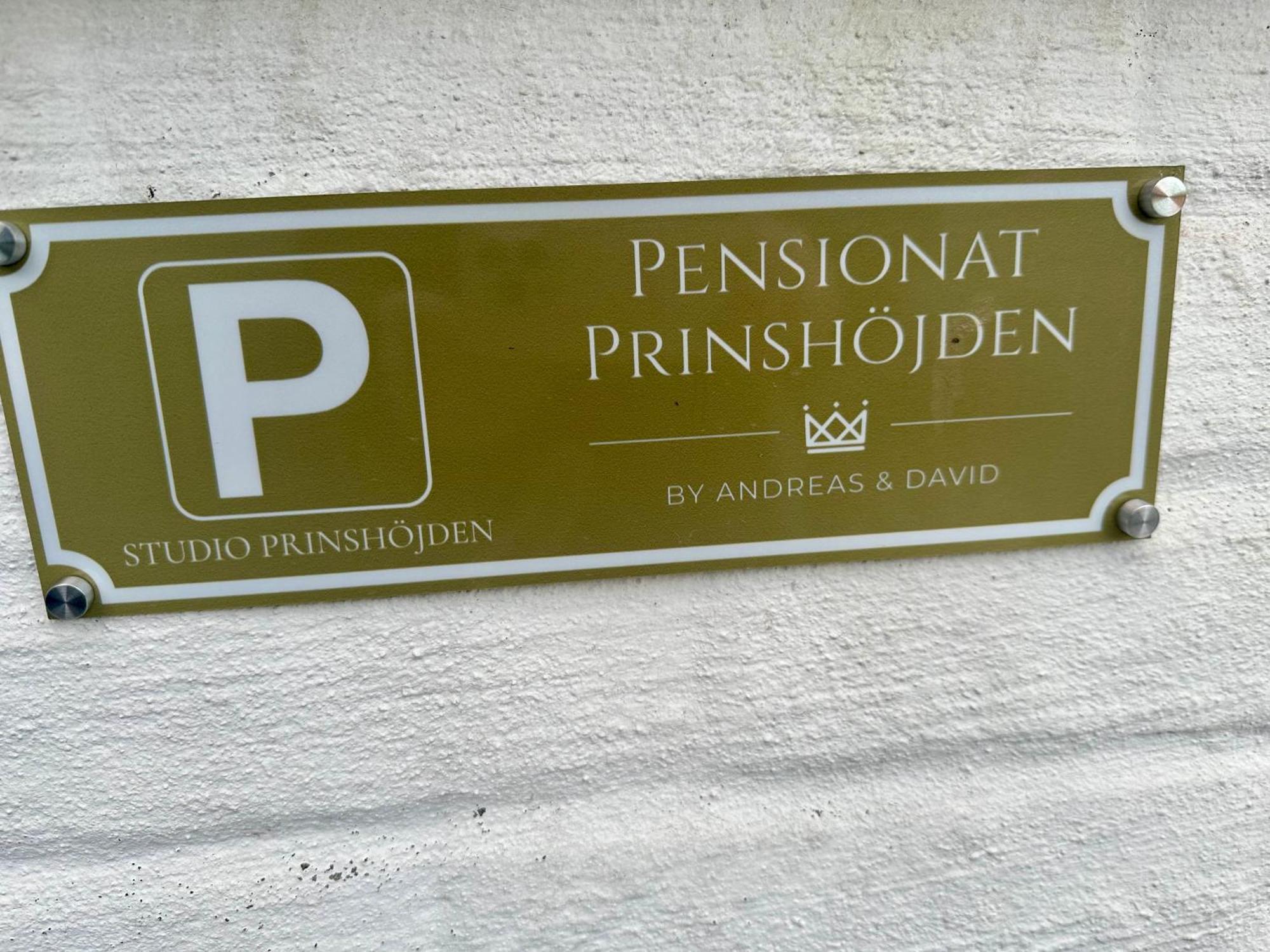 Pensionat Prinshoejden - Home Katrineholm Exterior photo